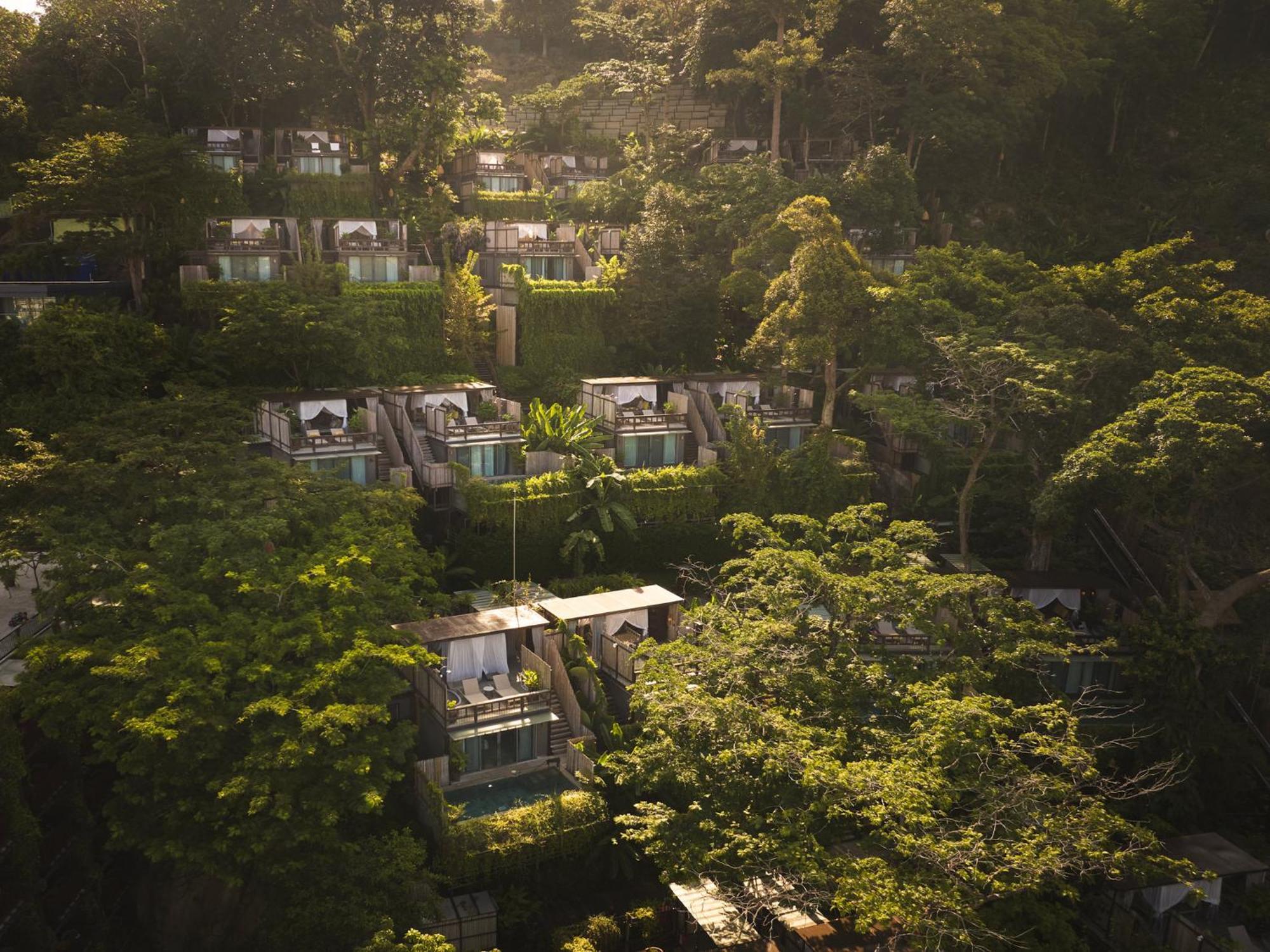 Dinso Resort & Villas Phuket, Vignette Collection By Ihg Patong Exterior photo View of the houses in the community