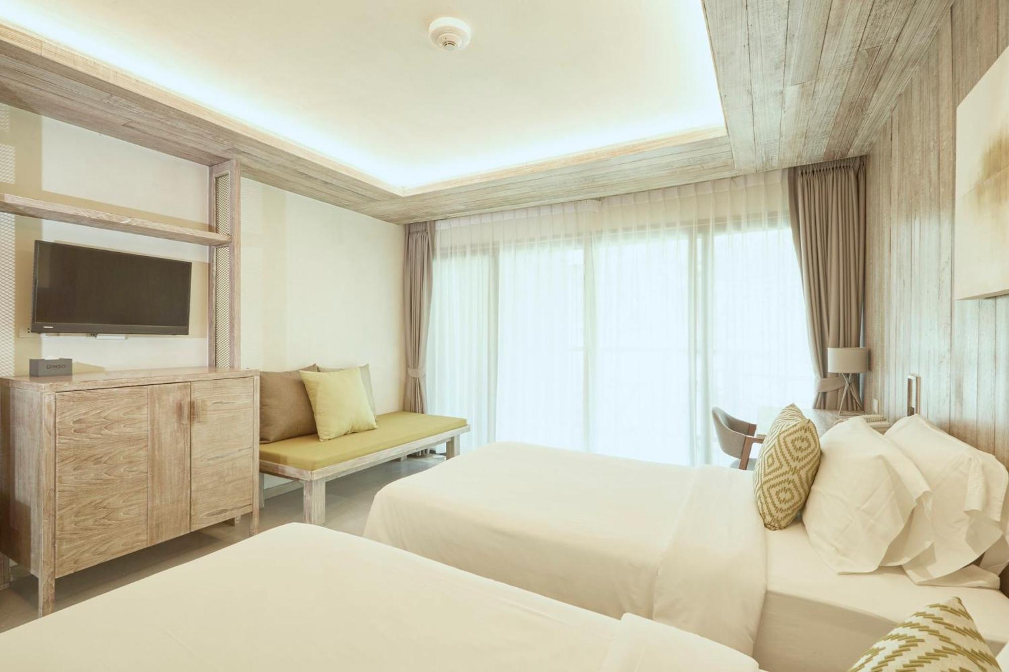 Dinso Resort & Villas Phuket, Vignette Collection By Ihg Patong Exterior photo