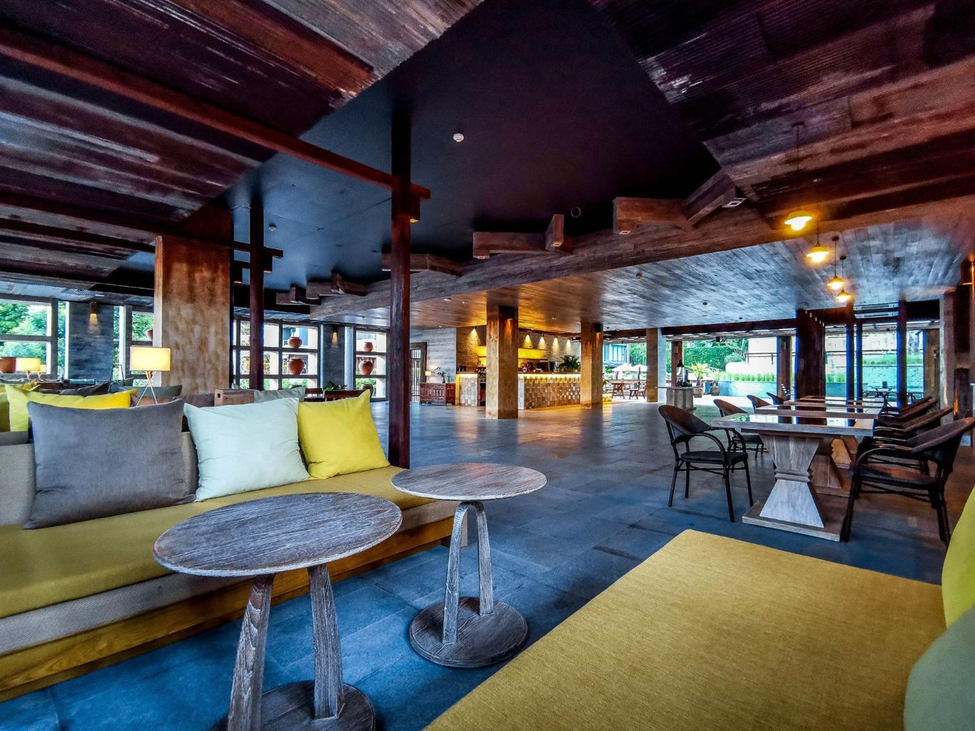 Dinso Resort & Villas Phuket, Vignette Collection By Ihg Patong Exterior photo