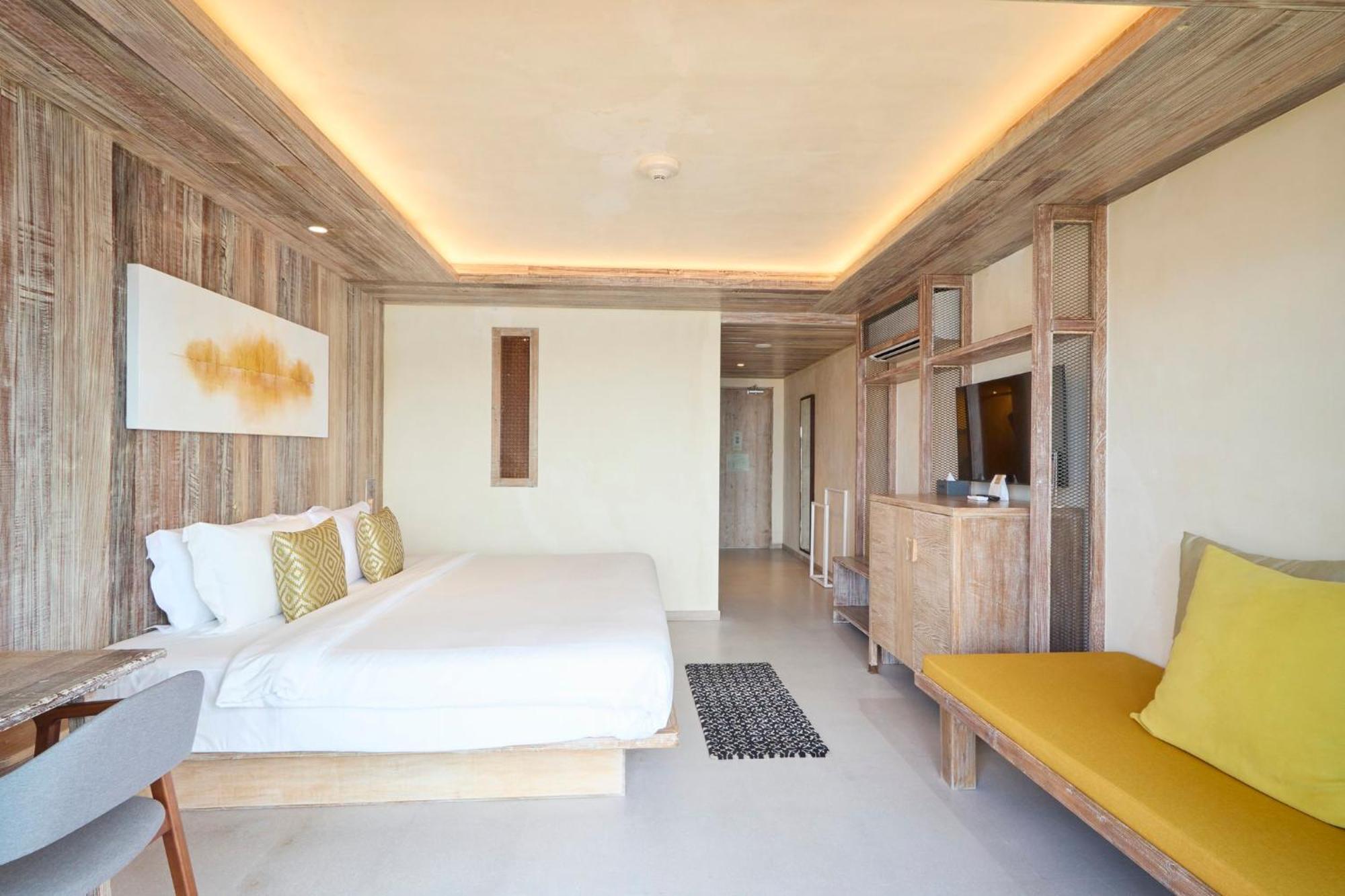 Dinso Resort & Villas Phuket, Vignette Collection By Ihg Patong Exterior photo